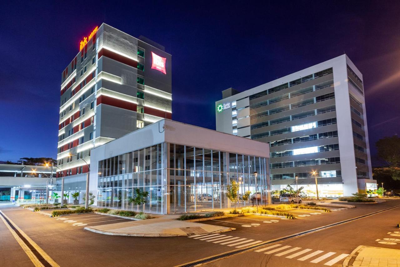 Ibis Apartadó מראה חיצוני תמונה